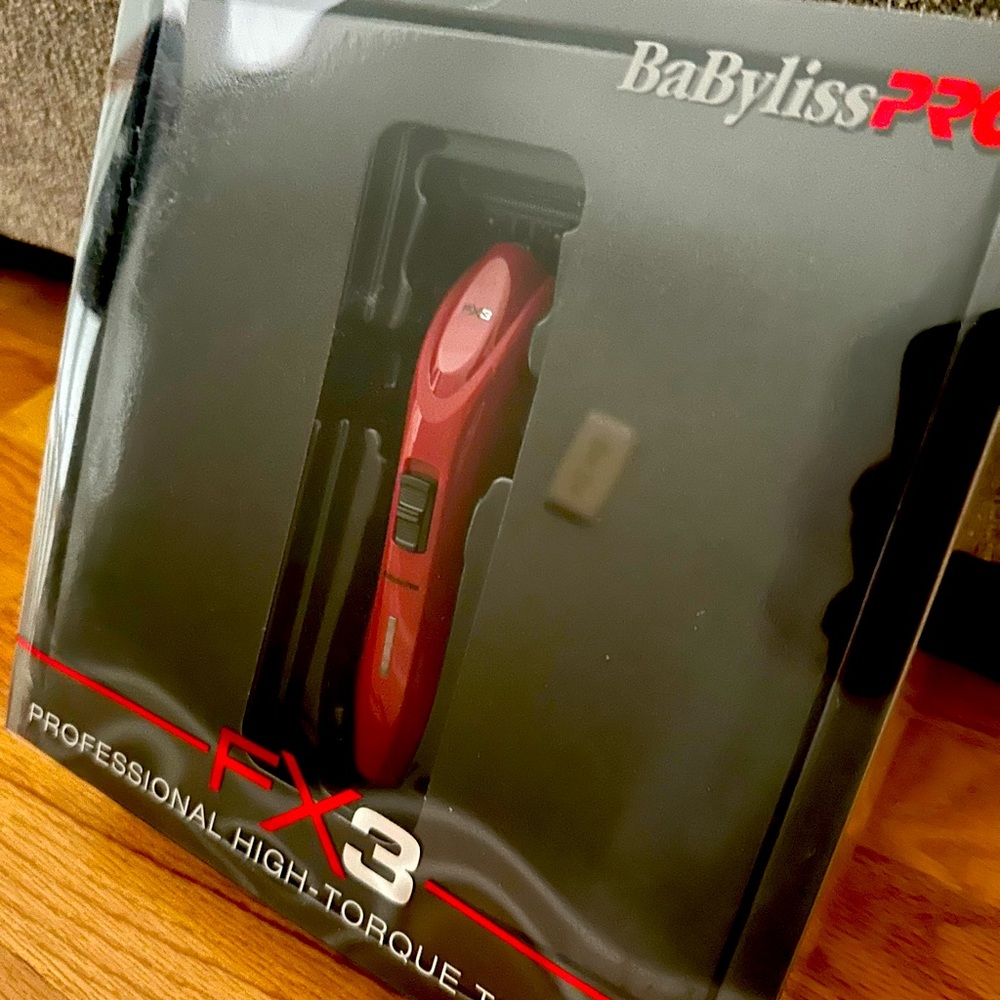 New in Box! 
Babyliss Pro FX3 Trimmer